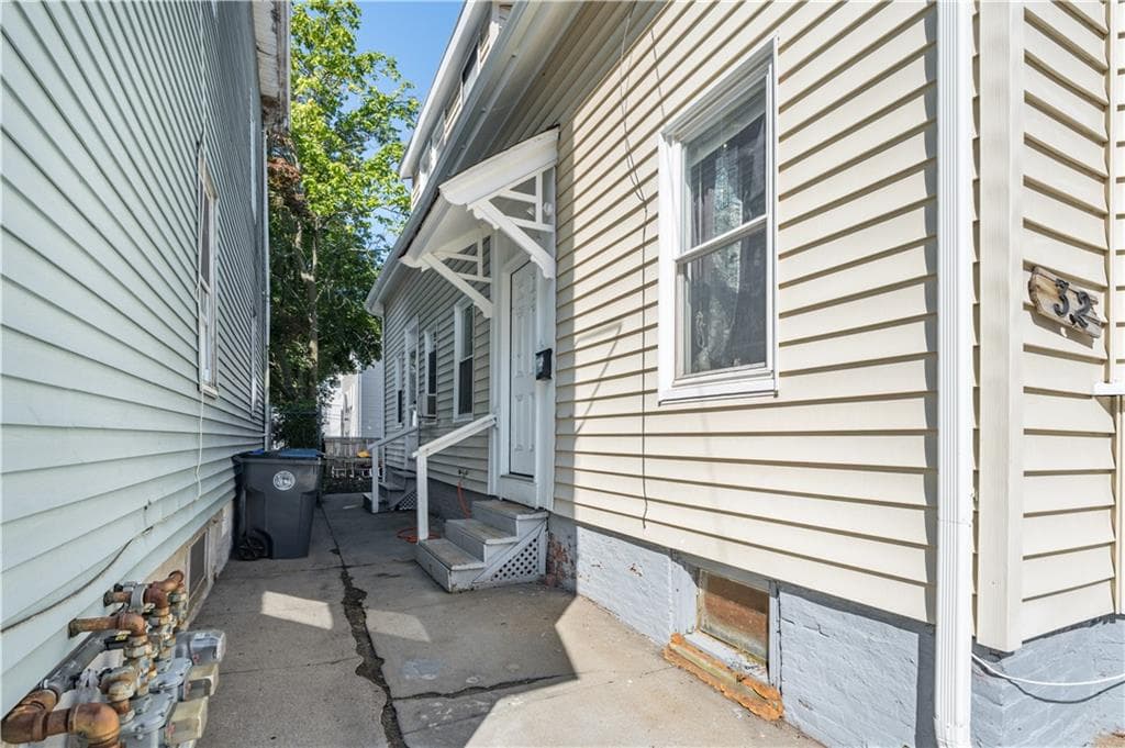 Multi Family at 32 34 Ruggles Street, Providence, photo 7 of 35
