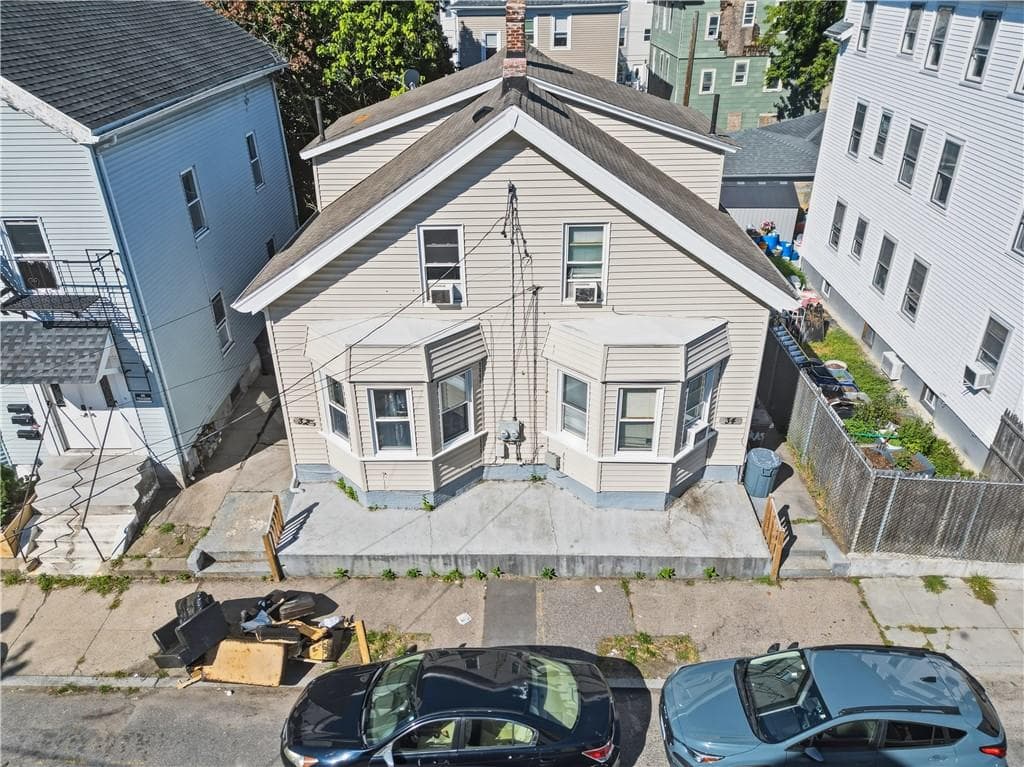 32 34 Ruggles Street