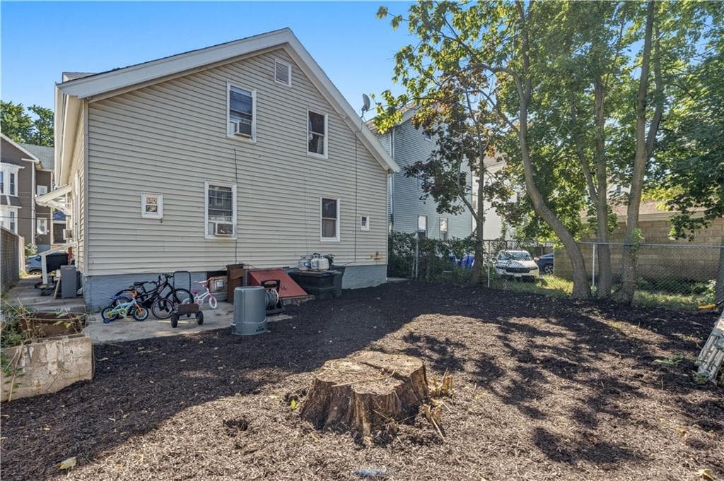 Multi Family at 32 34 Ruggles Street, Providence, photo 9 of 35