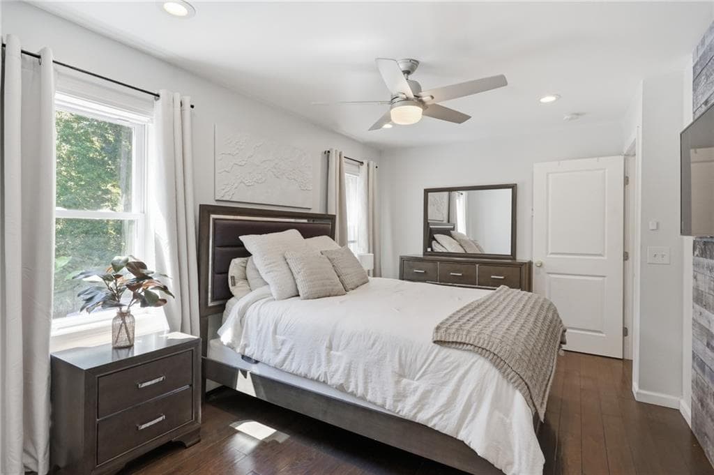 Single Family Residence at 95 Buttonwoods Road, Richmond, photo 13 of 45