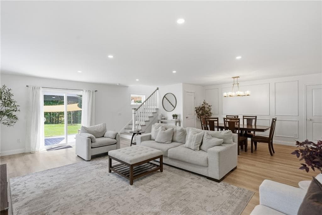 Single Family Residence at 95 Buttonwoods Road, Richmond, photo 22 of 45