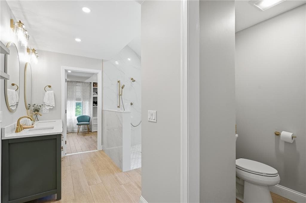 Single Family Residence at 95 Buttonwoods Road, Richmond, photo 15 of 45