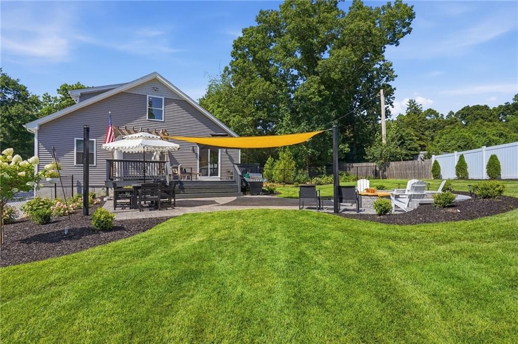 Single Family Residence at 95 Buttonwoods Road, Richmond, photo 31 of 45