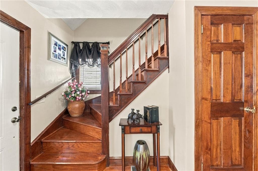 Single Family Residence at 37 Homer Street, Providence, photo 23 of 46