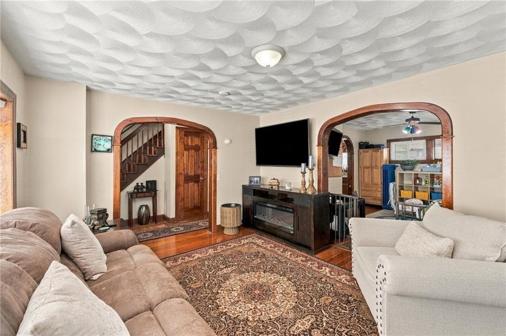 Single Family Residence at 37 Homer Street, Providence, photo 8 of 46