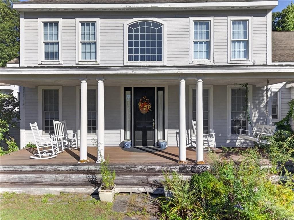 Single Family Residence at 11 Seabury Drive, Westerly, photo 3 of 50