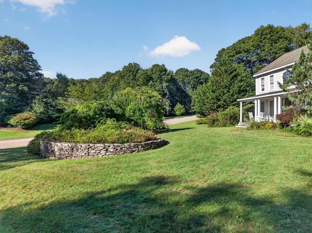 Single Family Residence at 11 Seabury Drive, Westerly, photo 9 of 50
