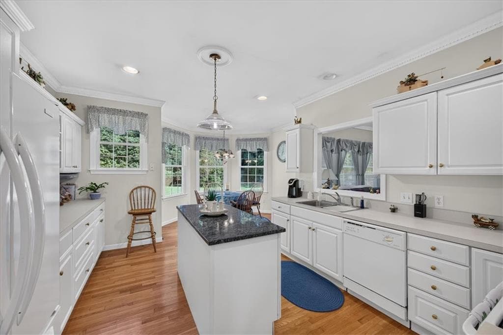Single Family Residence at 11 Seabury Drive, Westerly, photo 15 of 50