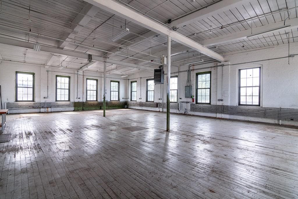 Commercial at 248 Pine Street, Pawtucket, photo 18 of 37