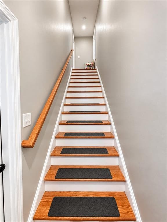 Multi Family at 20 Fairview Street, Providence, photo 13 of 20