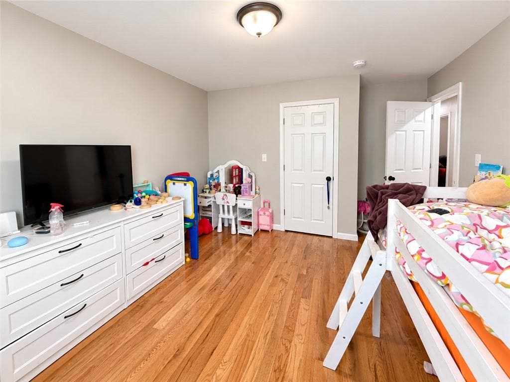 Multi Family at 20 Fairview Street, Providence, photo 18 of 20