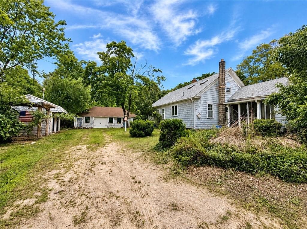 Single Family Residence at 102 Colvintown Road, Coventry, photo 25 of 31