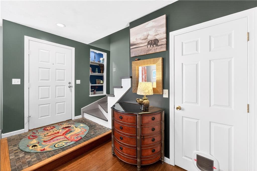 Condominium at 143 Oak Park Drive, North Providence, photo 5 of 33