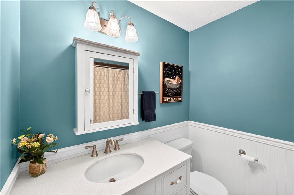 Condominium at 143 Oak Park Drive, North Providence, photo 21 of 33