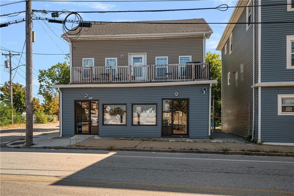 Multi Family at 786 Eddy Street, Providence, photo 13 of 30