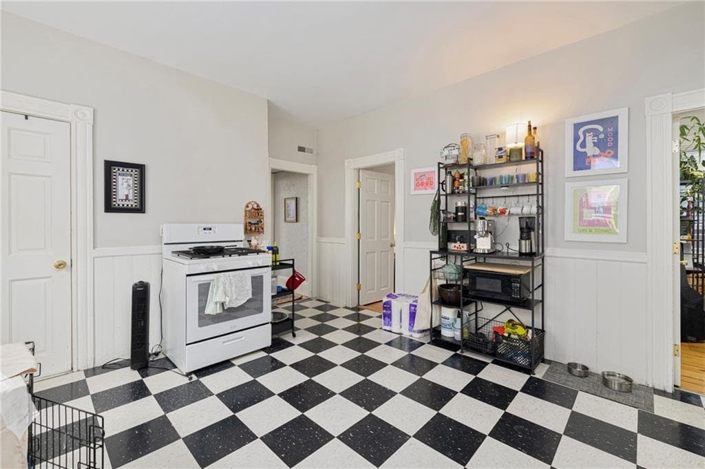 Multi Family at 54 Barton Street, Providence, photo 8 of 28