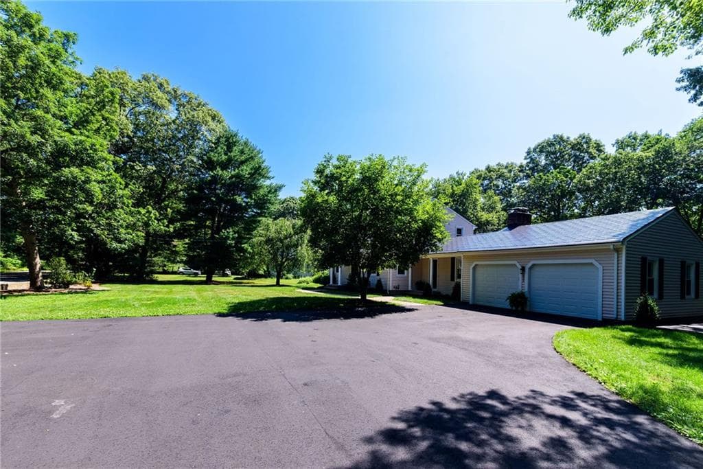 Single Family Residence at 680 Fletcher Road, North Kingstown, photo 47 of 50