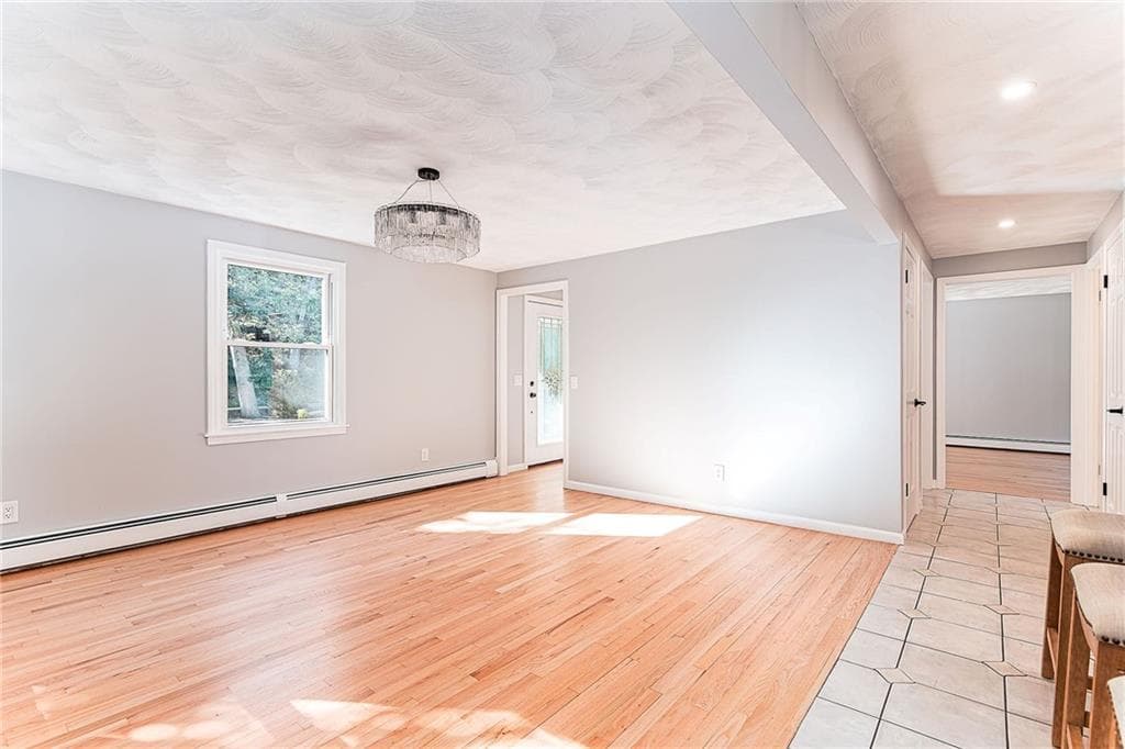 Single Family Residence at 680 Fletcher Road, North Kingstown, photo 18 of 50