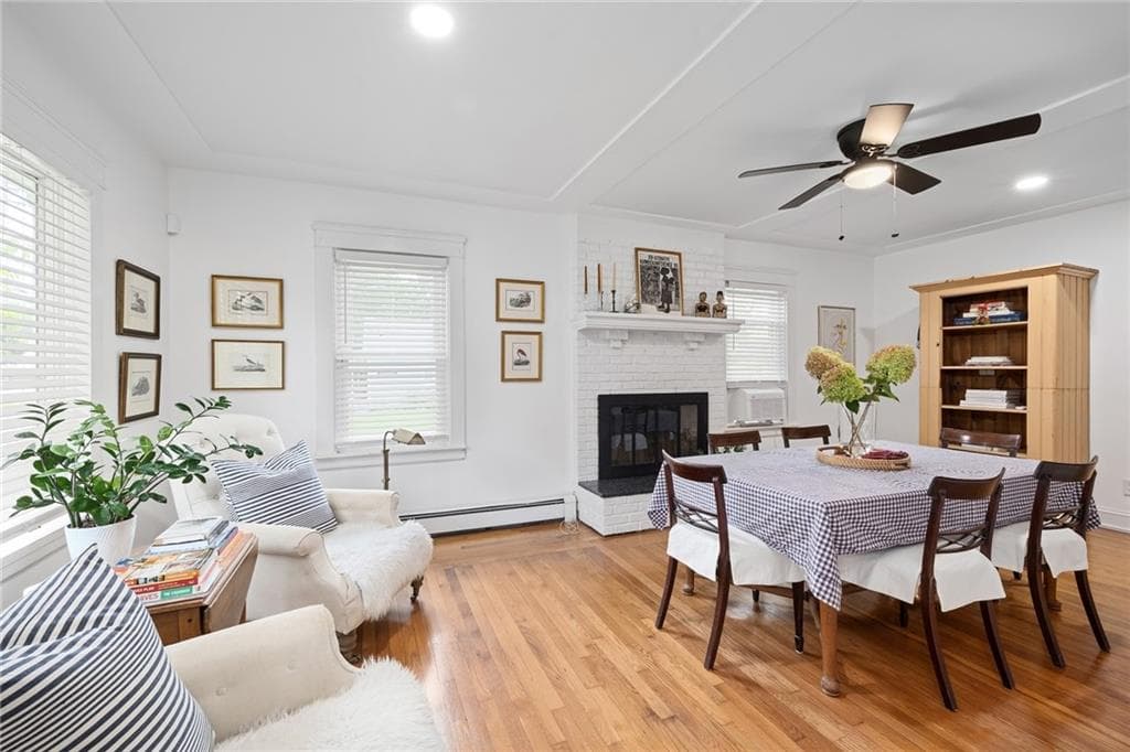 Single Family Residence at 480 Church Avenue, Warwick, photo 10 of 25