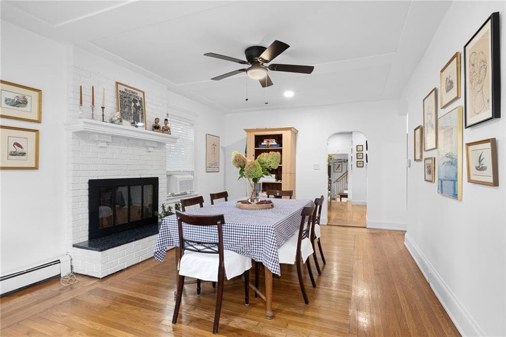 Single Family Residence at 480 Church Avenue, Warwick, photo 8 of 25