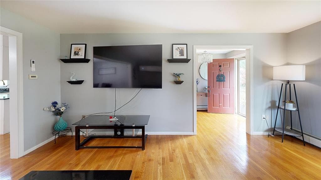 Single Family Residence at 865 Steere Farm Road, Burrillville, photo 6 of 45