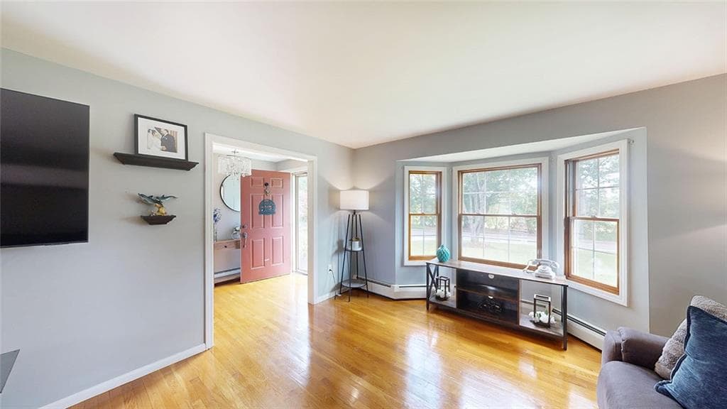 Single Family Residence at 865 Steere Farm Road, Burrillville, photo 7 of 45