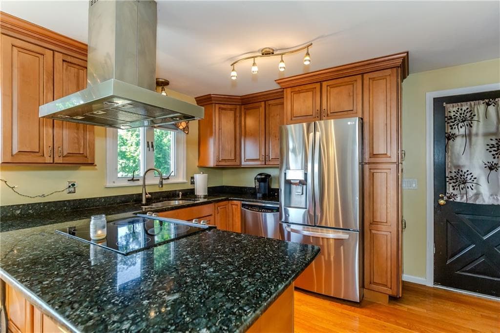 Single Family Residence at 104 Meadow Road, North Providence, photo 32 of 50