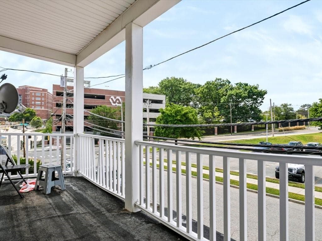 Multi Family at 13 Rosebank Avenue, Providence, photo 17 of 27