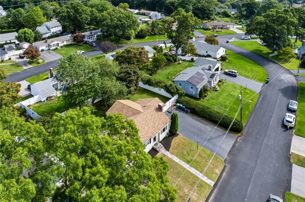 Single Family Residence at 27 Kalmer Road, Warwick, photo 38 of 40