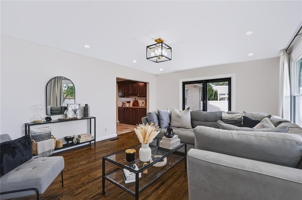 Single Family Residence at 27 Kalmer Road, Warwick, photo 15 of 40