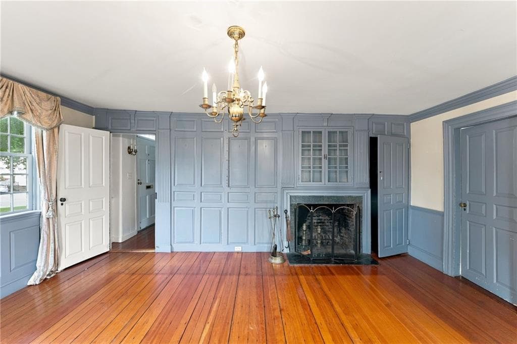 Single Family Residence at 59 Washington Street, Newport, photo 10 of 48
