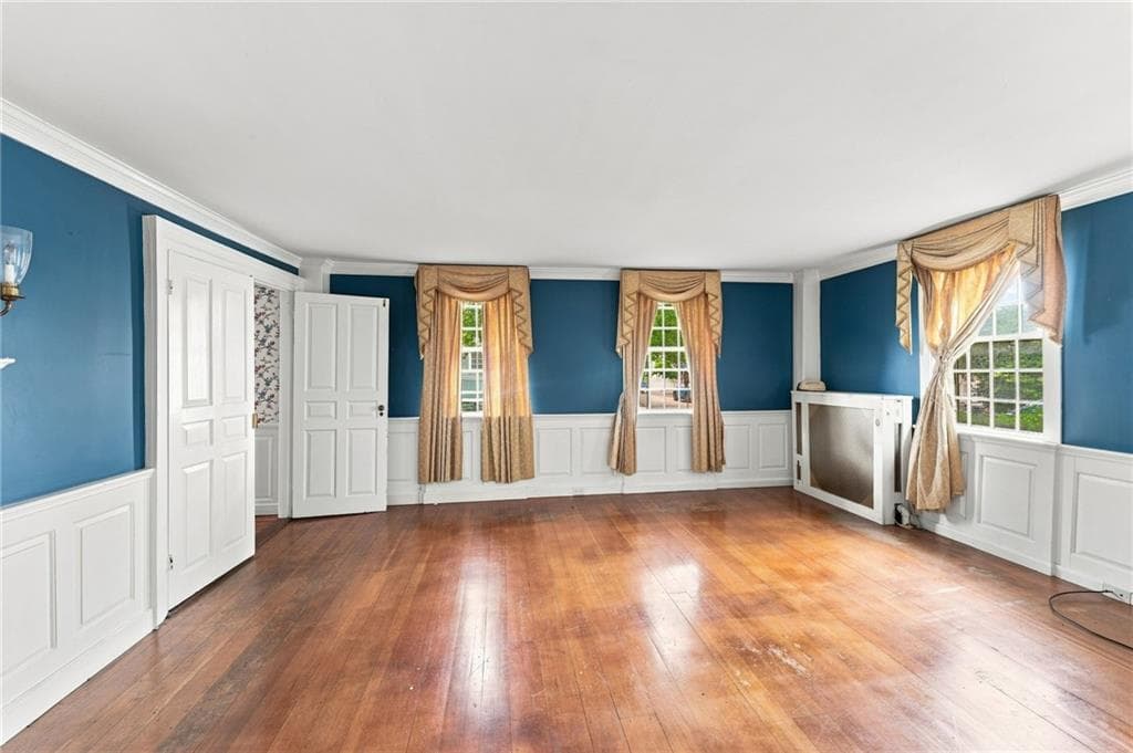Single Family Residence at 59 Washington Street, Newport, photo 14 of 48