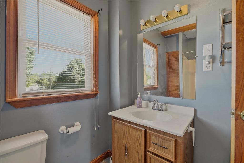 Single Family Residence at 156 Stafford Road, Tiverton, photo 10 of 28