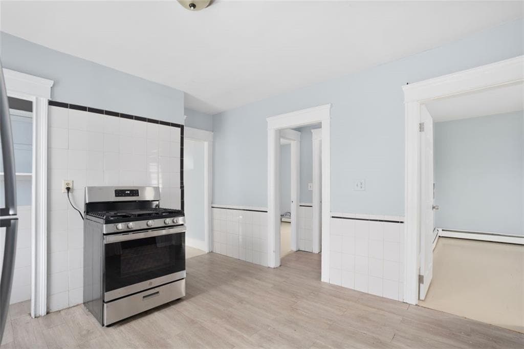 Multi Family at 347 Douglas Avenue, Providence, photo 20 of 40