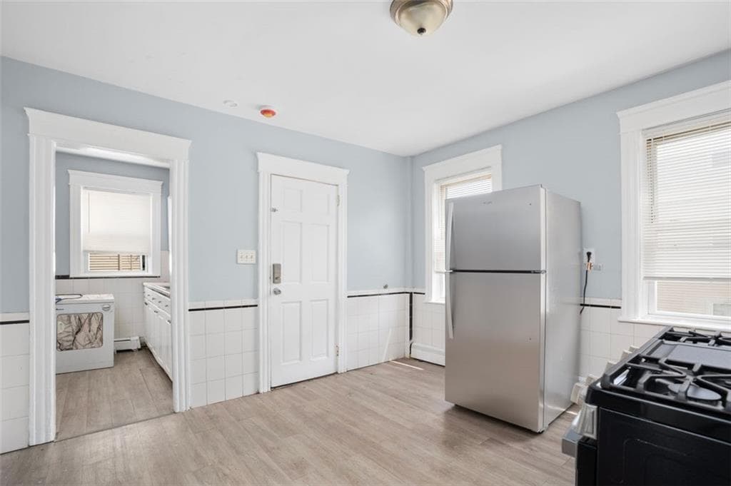 Multi Family at 347 Douglas Avenue, Providence, photo 19 of 40