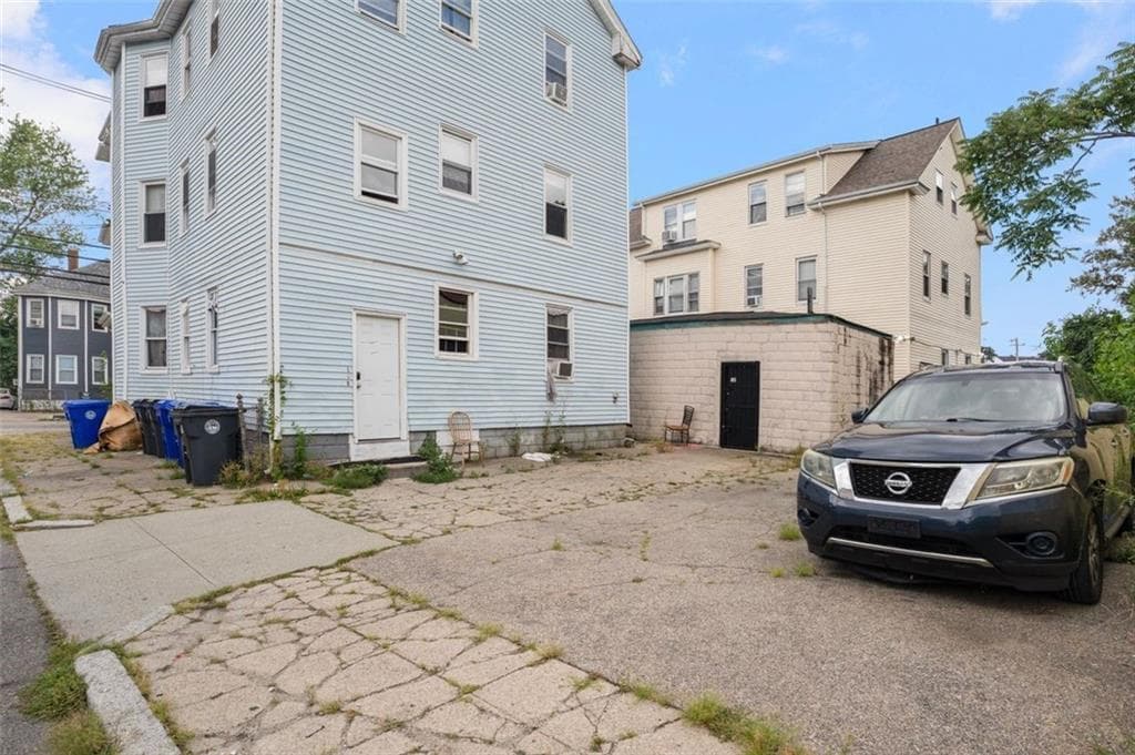 Multi Family at 347 Douglas Avenue, Providence, photo 39 of 40
