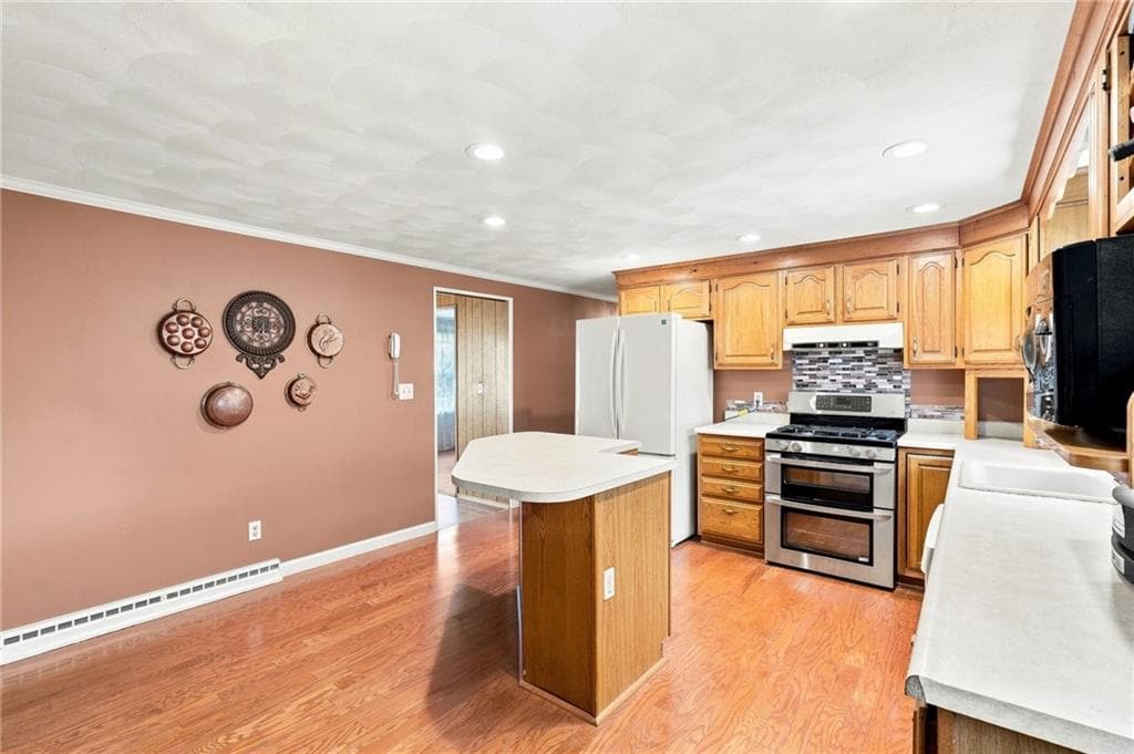 Single Family Residence at 66 Wayne Drive, Cumberland, photo 25 of 49