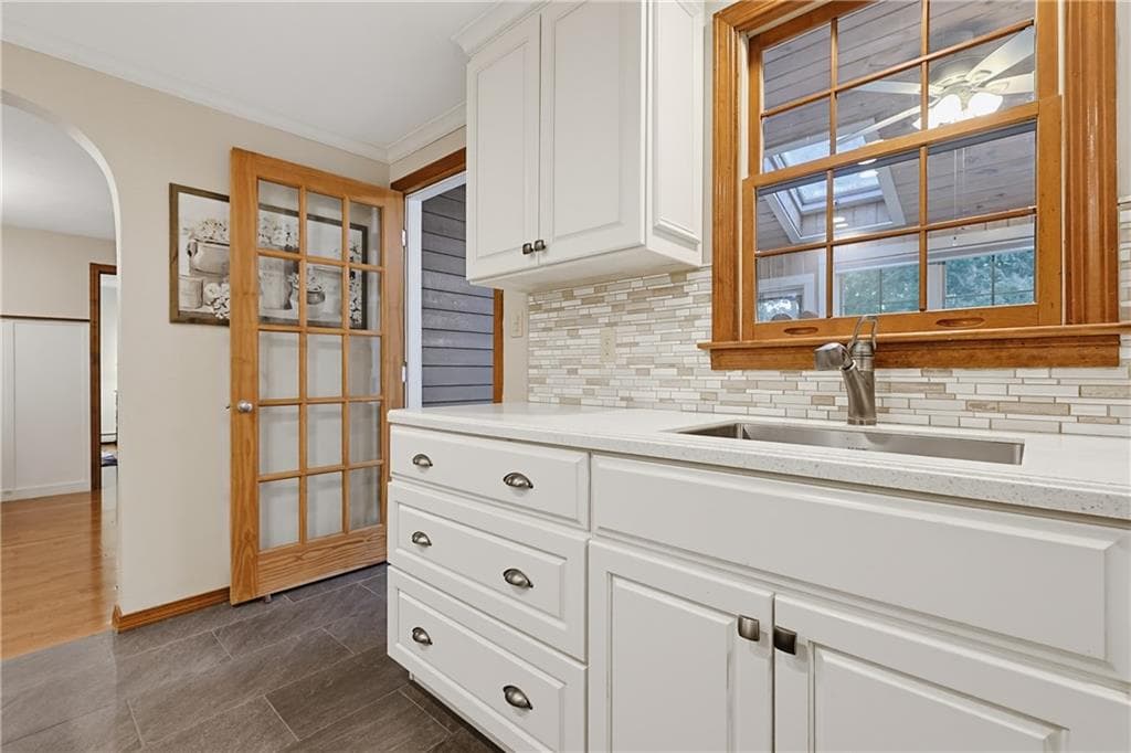 Single Family Residence at 245 Albee Road, Uxbridge, photo 13 of 50