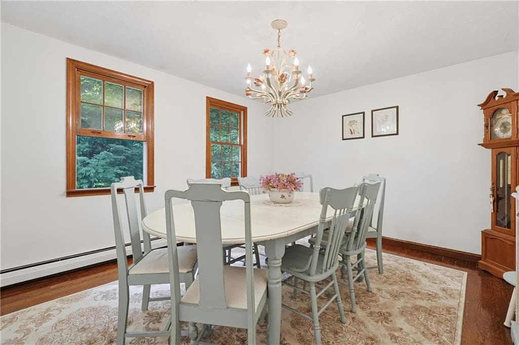 Single Family Residence at 245 Albee Road, Uxbridge, photo 4 of 50