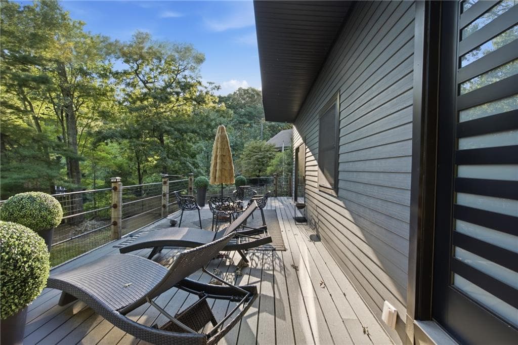 Single Family Residence at 3 Hilltop Court, Smithfield, photo 16 of 36