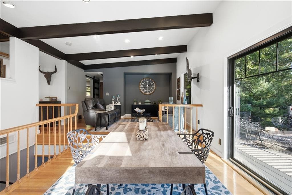 Single Family Residence at 3 Hilltop Court, Smithfield, photo 12 of 36