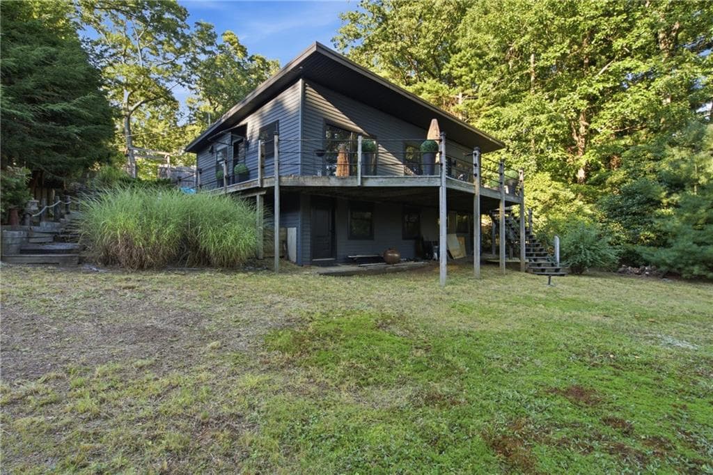 3 Hilltop Court