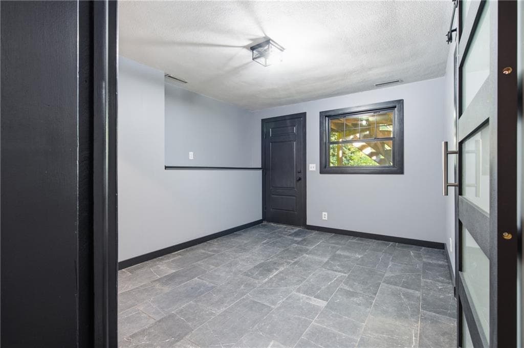 Single Family Residence at 3 Hilltop Court, Smithfield, photo 31 of 36
