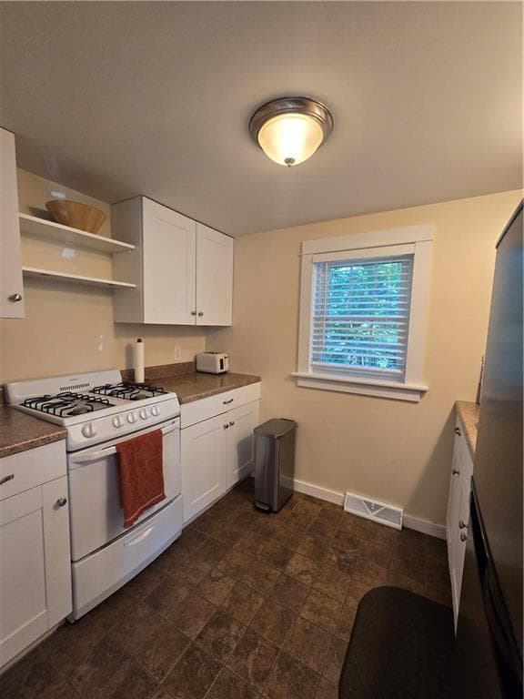 Condominium at 88 Old Post Road UNIT 6, Westerly, photo 8 of 15