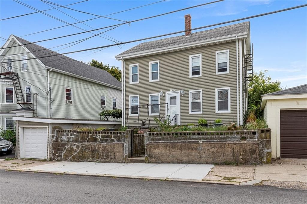 94 Perry Street