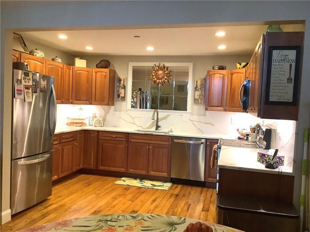 Condominium at 1 Tupperware Drive UNIT 306, North Smithfield, photo 8 of 47
