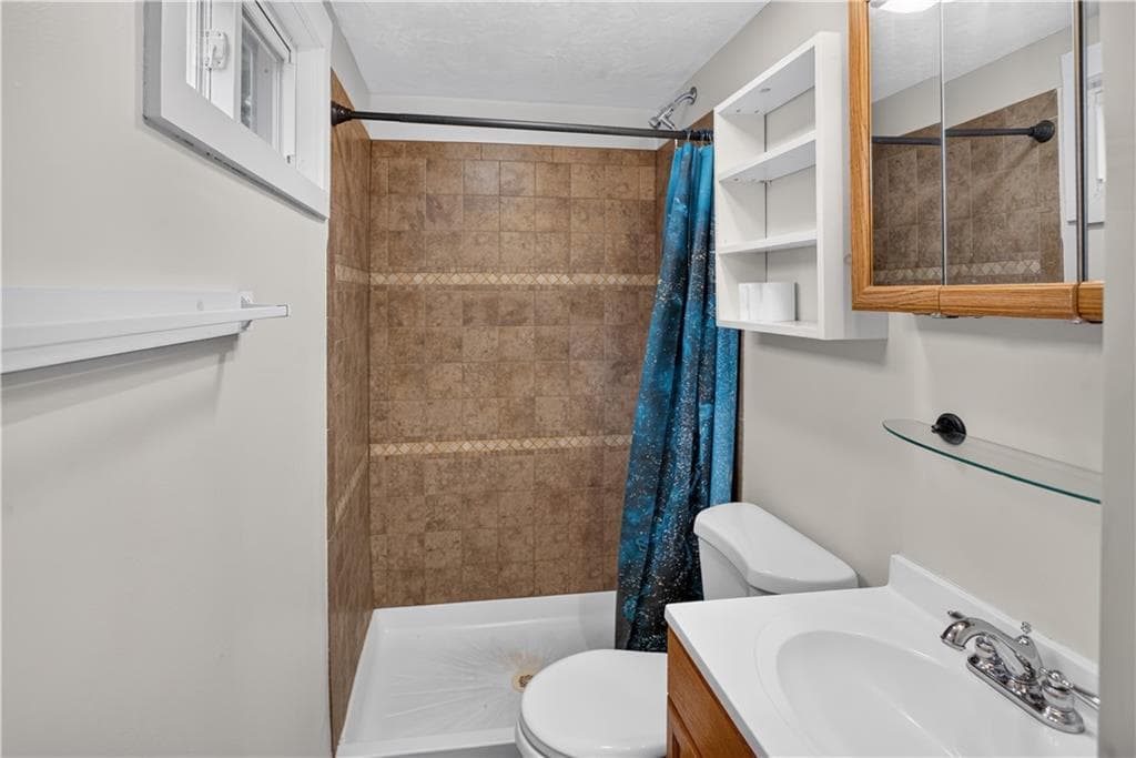 Multi Family at 141 143 East Avenue, Burrillville, photo 13 of 50