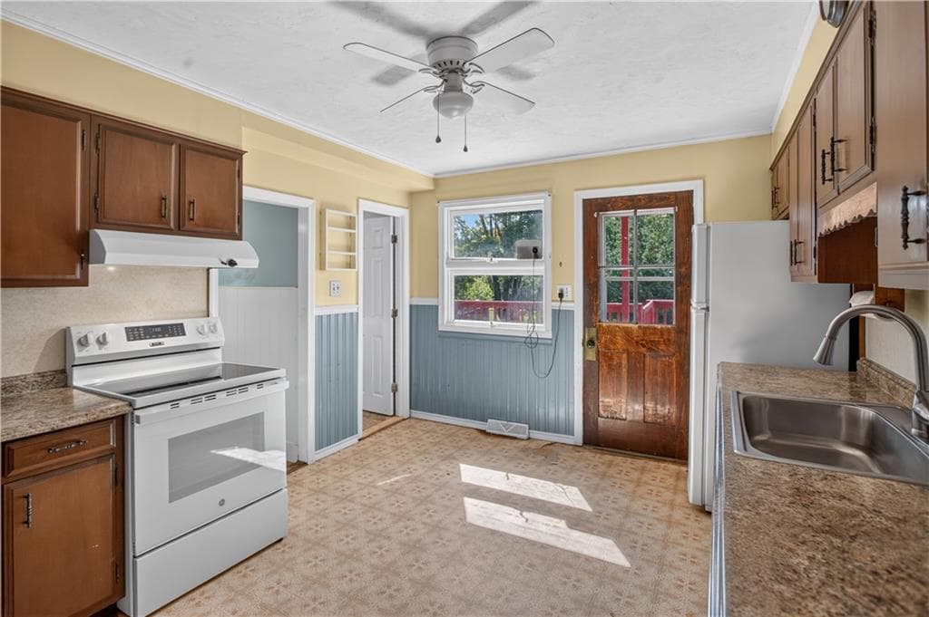 Multi Family at 141 143 East Avenue, Burrillville, photo 26 of 50