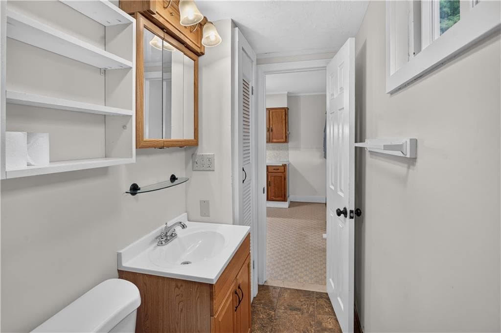 Multi Family at 141 143 East Avenue, Burrillville, photo 14 of 50