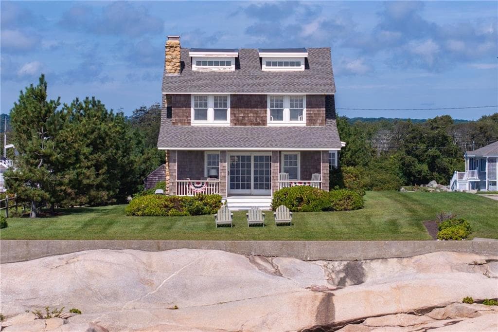 Single Family Residence at 9 Ashaway Colony Lane, Charlestown, photo 14 of 48